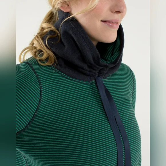 💥 Vintage Lululemon Avenue Pullover - Picture 5 of 11